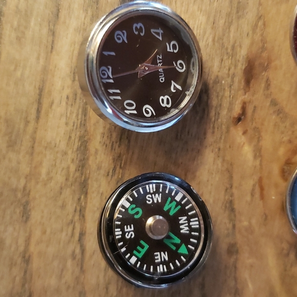 Ginger Snaps Interchangeable Jewlery Lot of 12 Standard Size Snaps (see update) - Picture 3 of 9